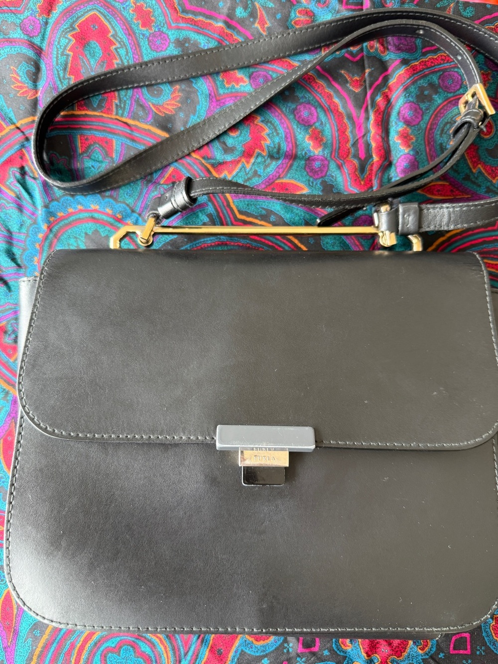 Furla Elisir  Black Leather Crossbody Bag - Elegant Everyday Style